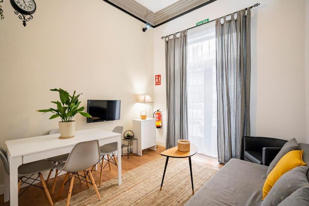 Chamberi - Quiet Flat, Ideal For Families Cas 马德里 外观 照片